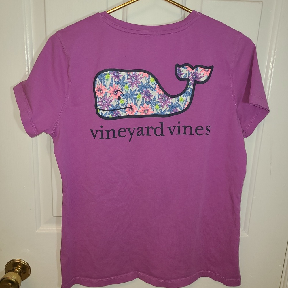 Vineyard Vines Women Graphic Pocket Crew Tee T-Shirt Med Flowers Purple Preppy